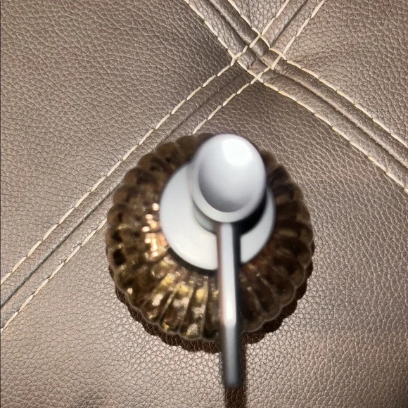 Amber Glass Soap Dispenser with Black Pump - Picture 4 of 5